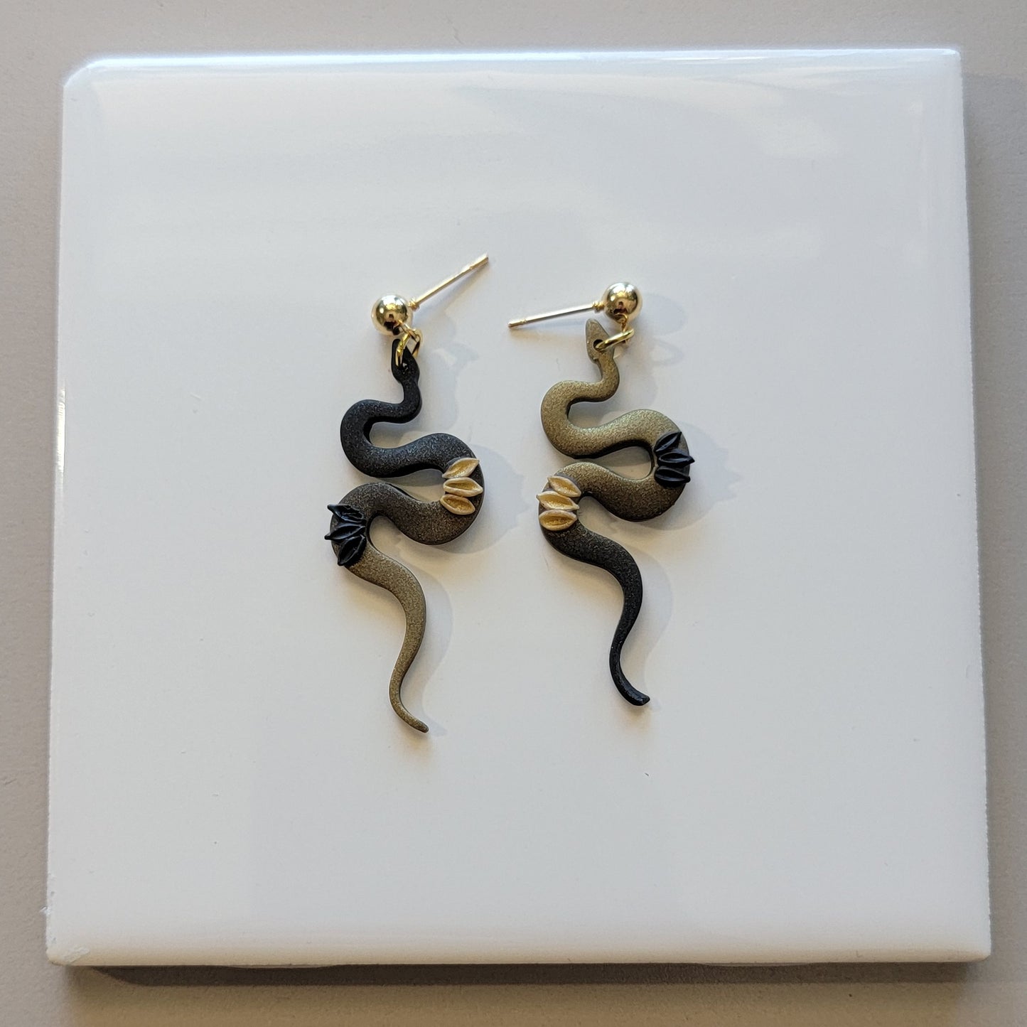 Black & Gold Snakes